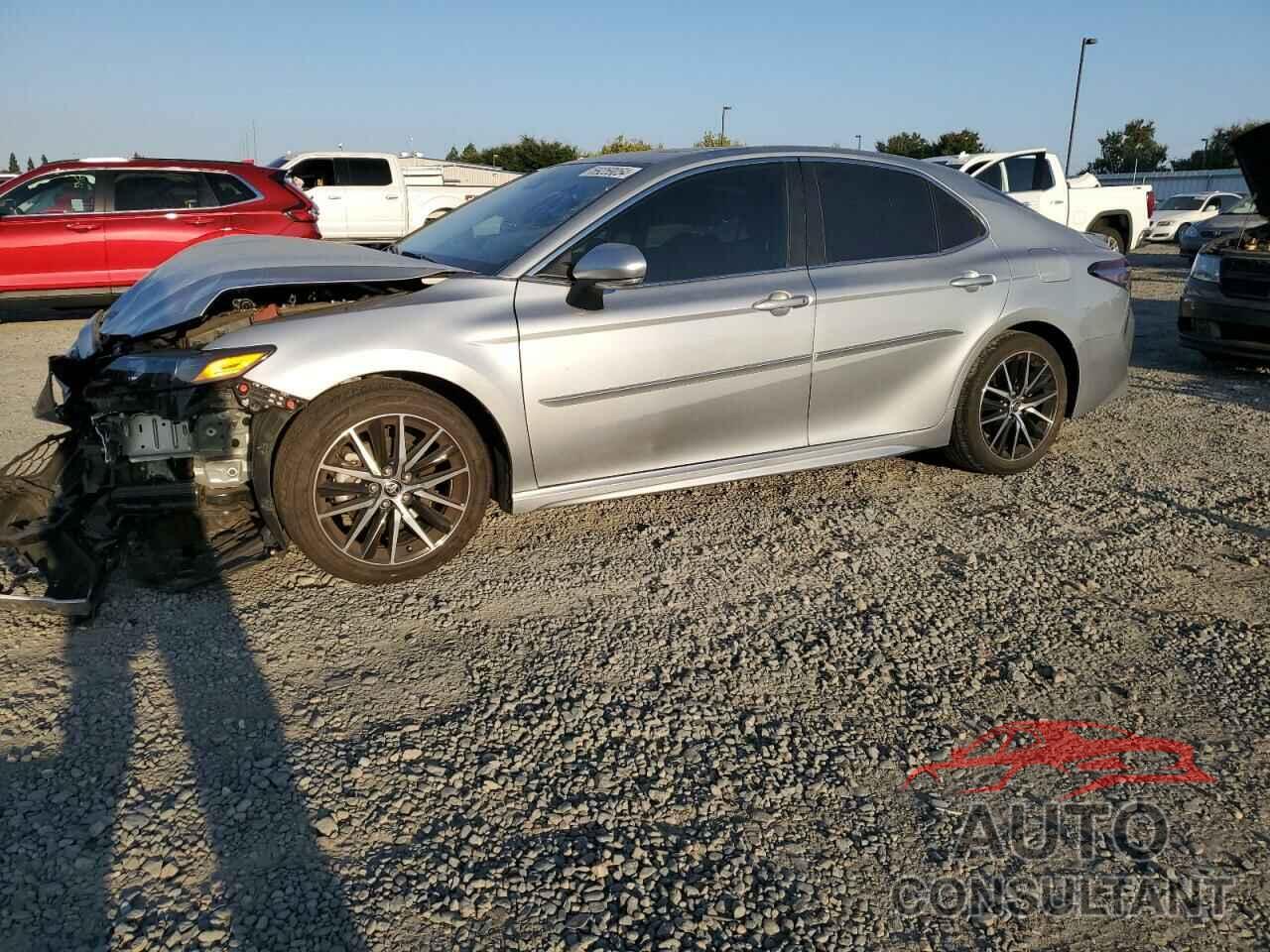 TOYOTA CAMRY 2021 - 4T1T11AK0MU405589