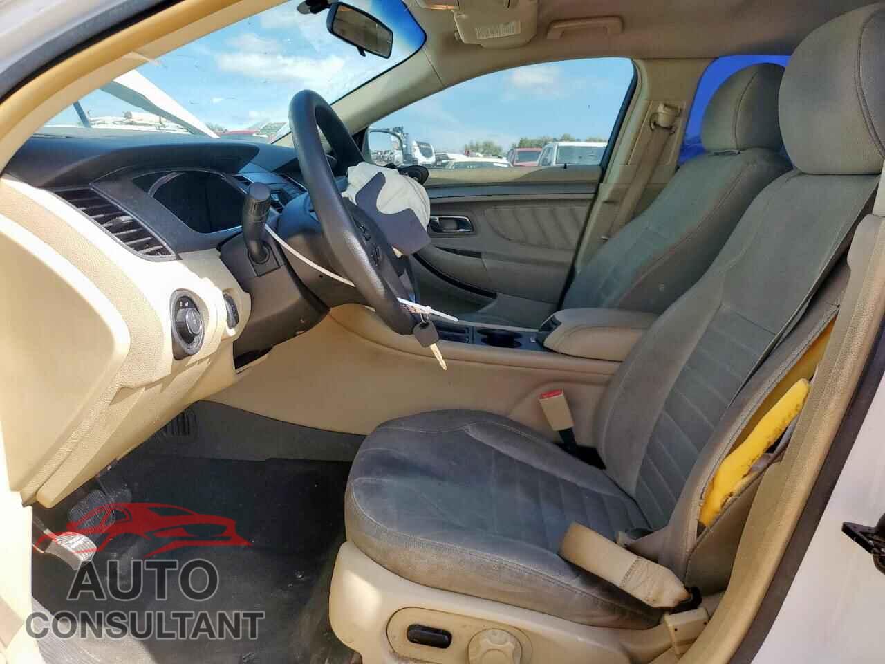 FORD TAURUS 2015 - 1FAHP2D86FG199555