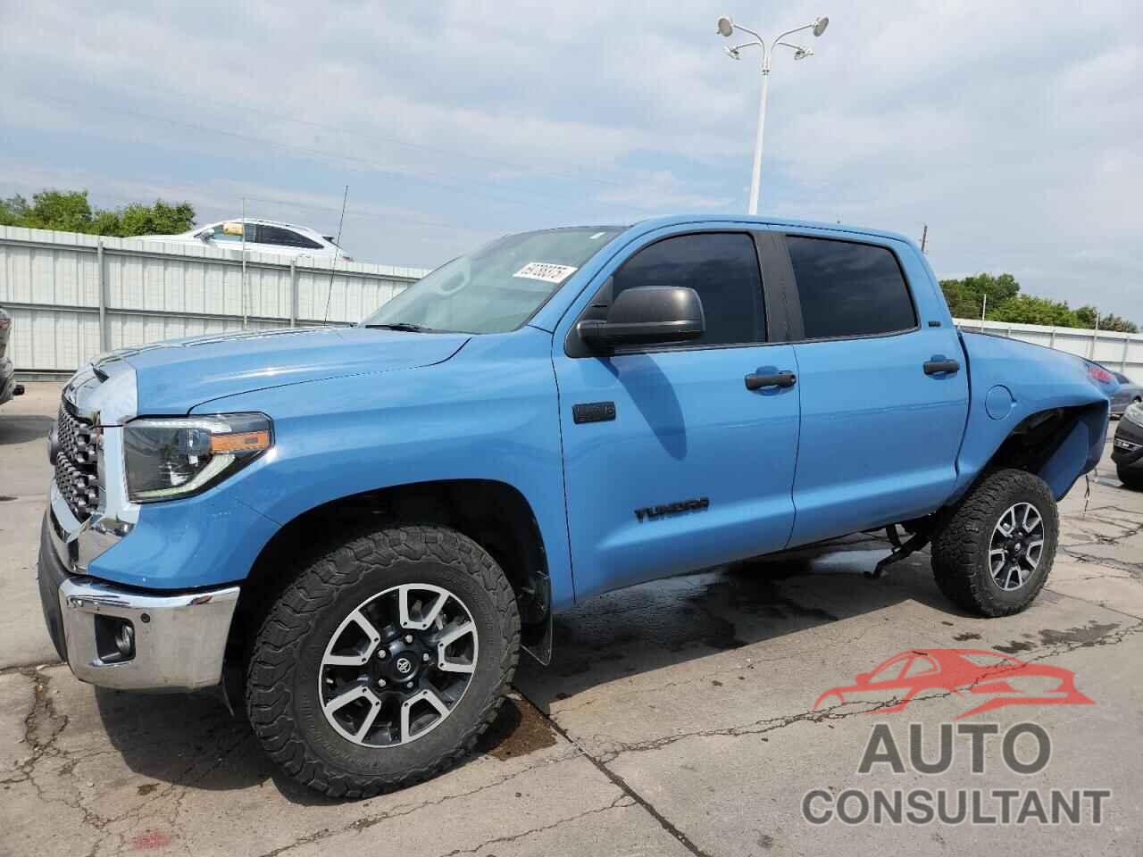 TOYOTA TUNDRA 2019 - 5TFDY5F19KX859959