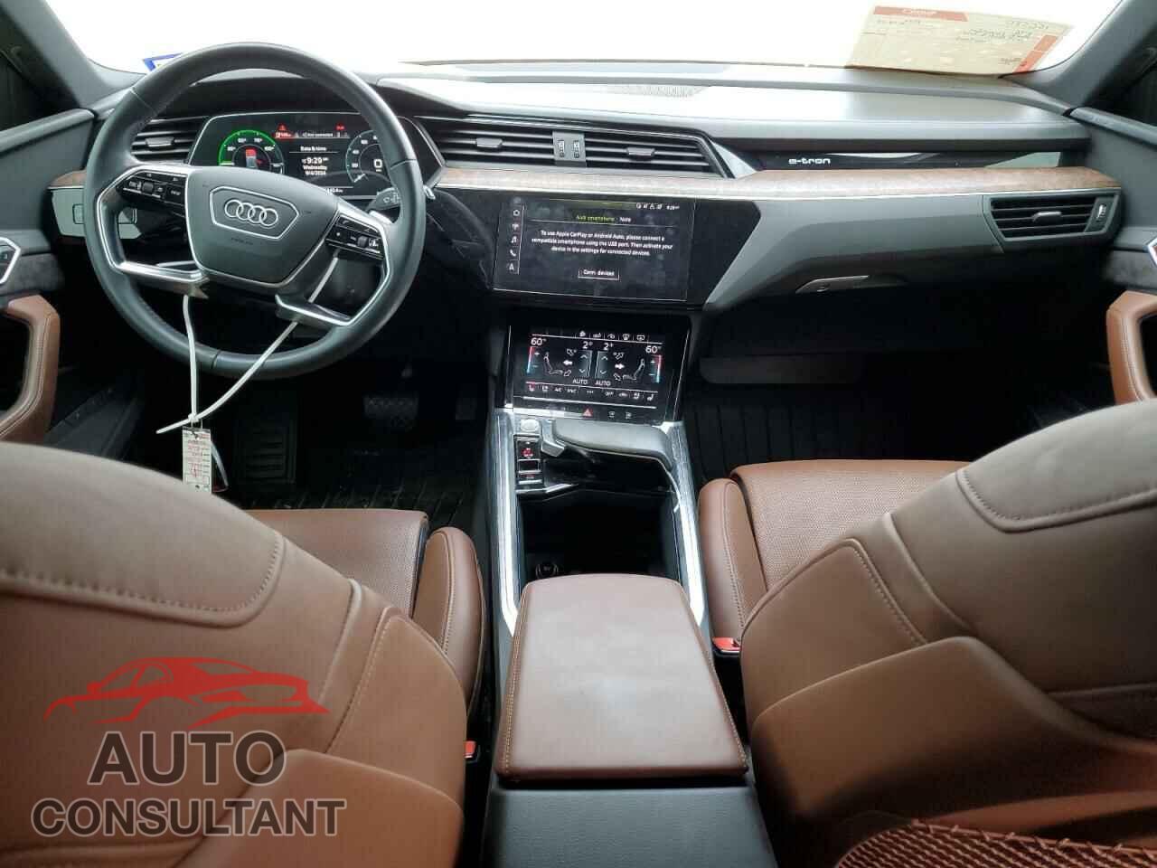 AUDI E-TRON 2019 - WA1VABGE5KB019015