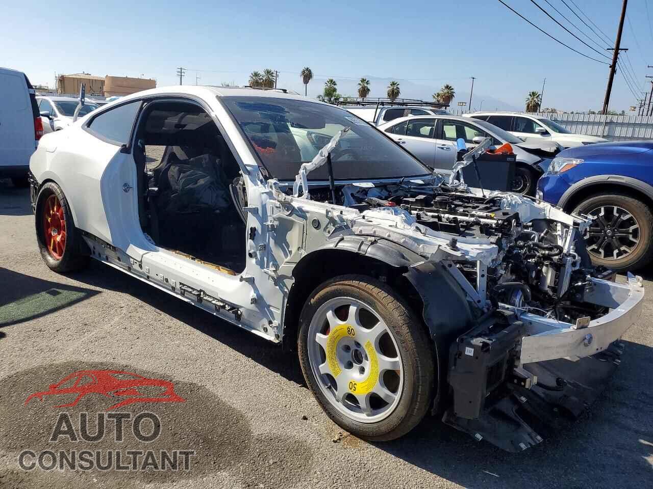 BMW M4 2025 - WBA83DA05SCU77831