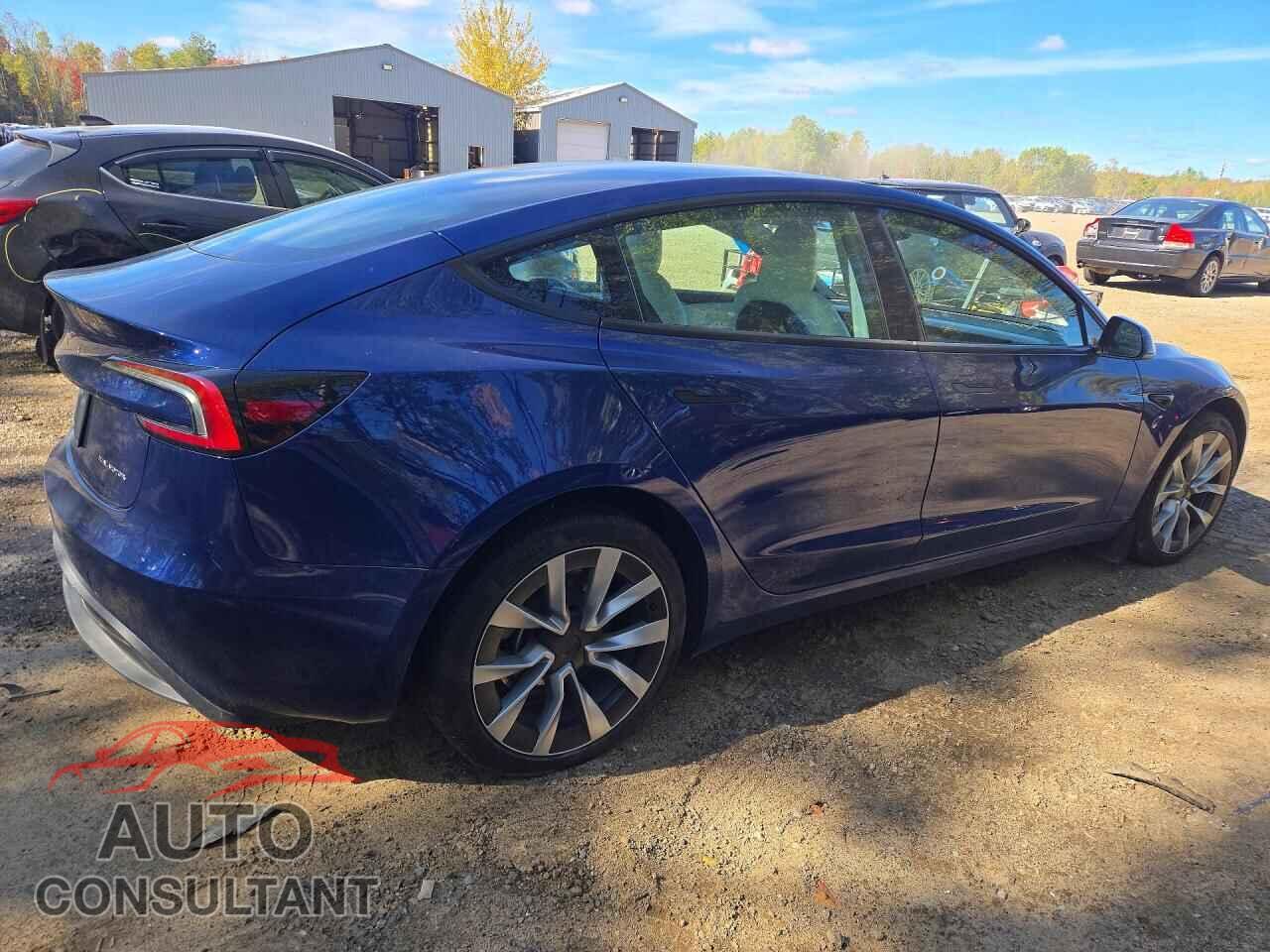 TESLA MODEL 3 2024 - LRW3E7EB8RC246210