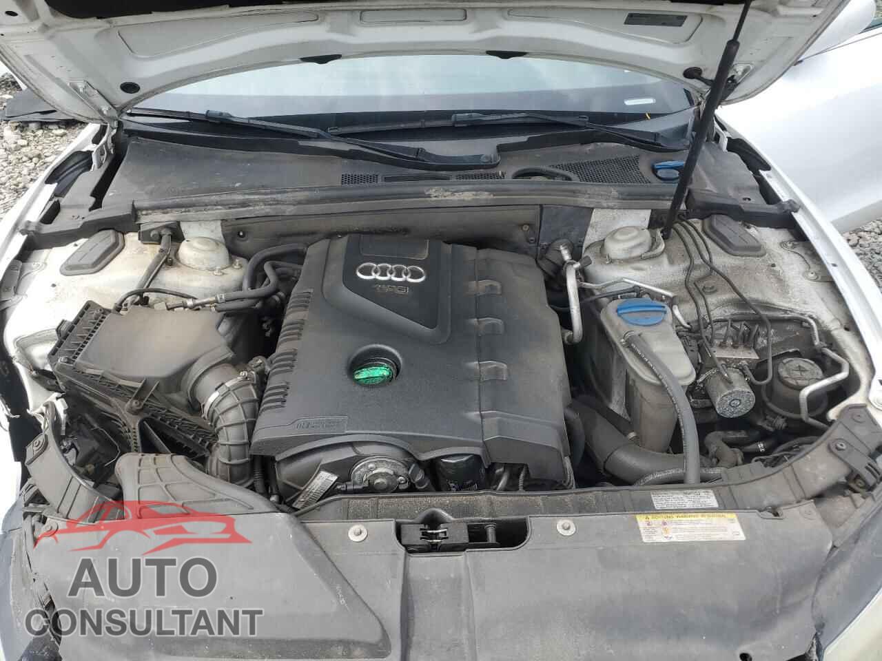 AUDI A5 2012 - WAULFAFRXCA004723