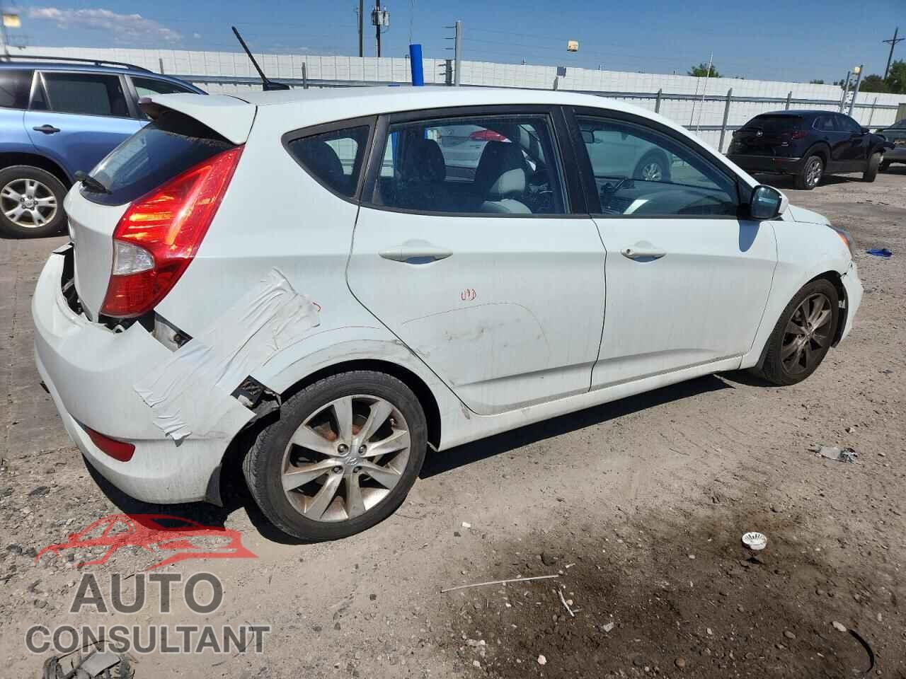 HYUNDAI ACCENT 2012 - KMHCU5AE7CU013877
