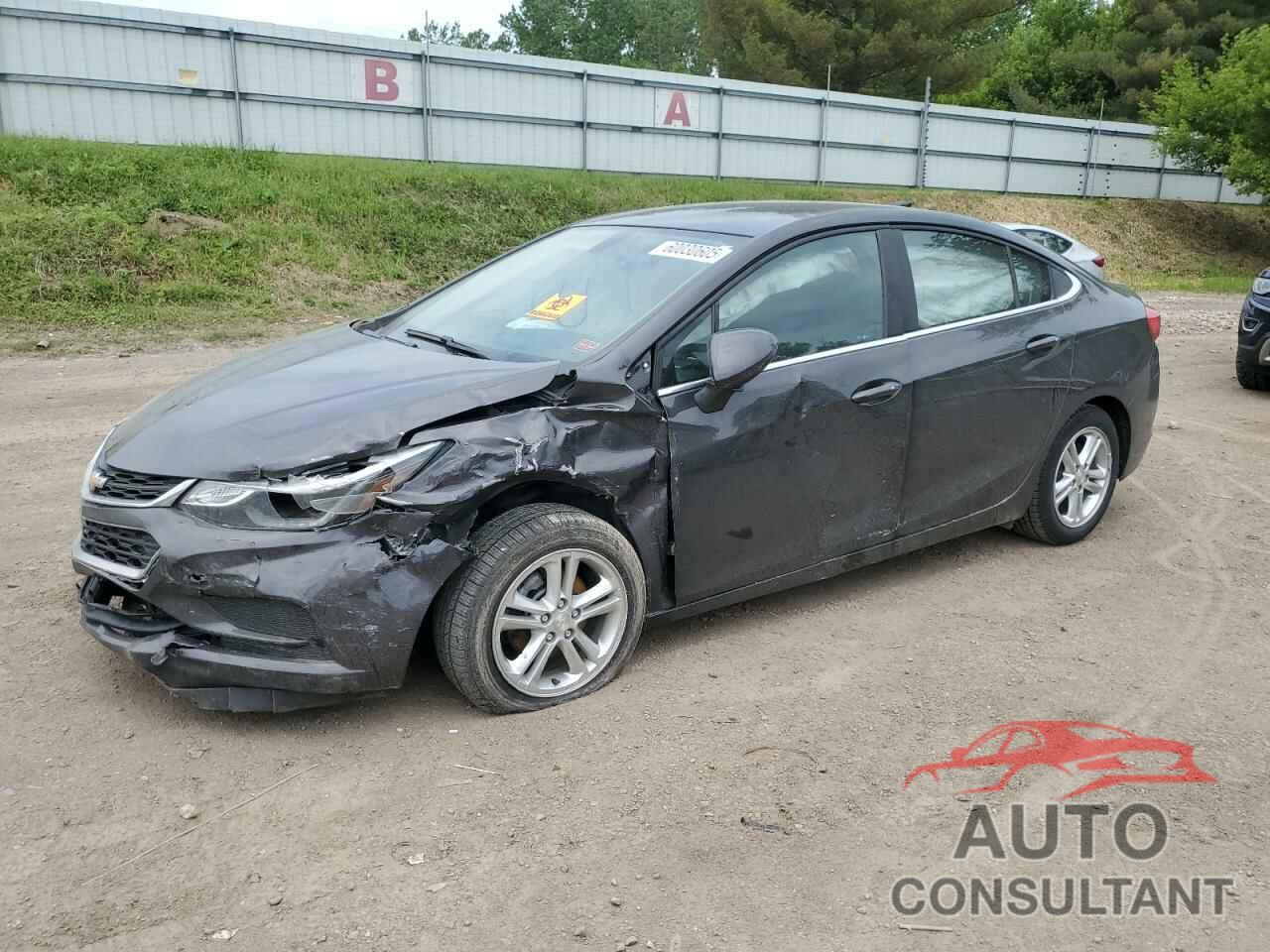 CHEVROLET CRUZE 2017 - 1G1BE5SM1H7256750