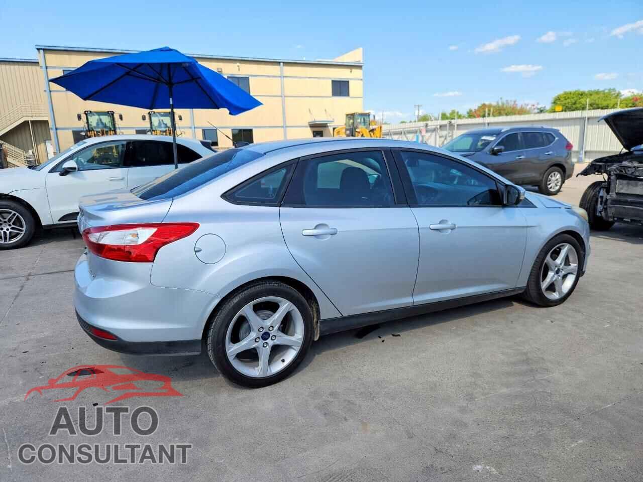 FORD FOCUS 2013 - 1FADP3F27DL115616