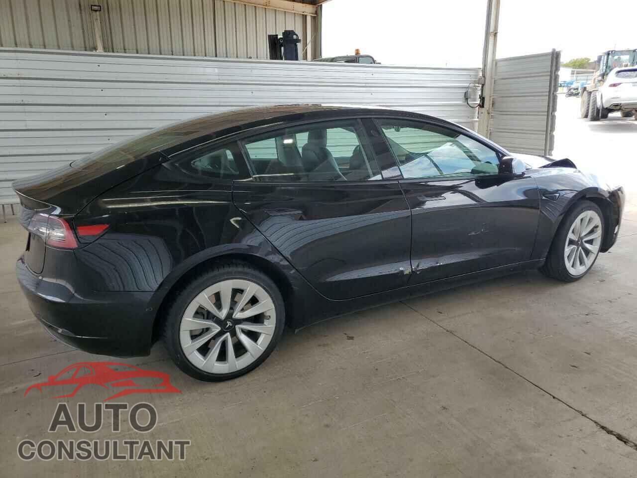 TESLA MODEL 3 2022 - 5YJ3E1EA3NF186132