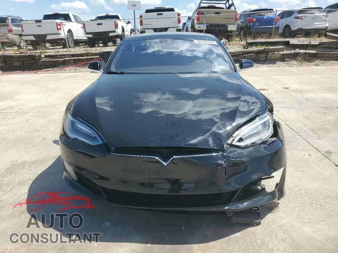 TESLA MODEL S 2016 - 5YJSA1E18GF152617