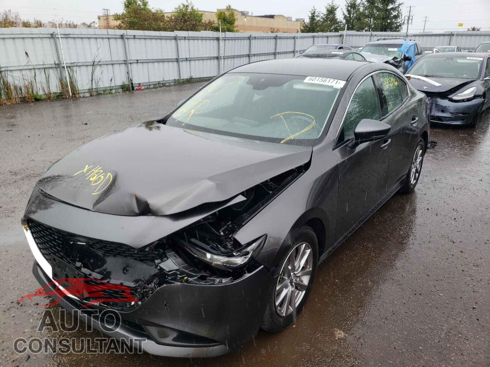 MAZDA 3 2019 - 3MZBPAB76KM100282