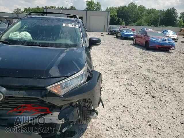 TOYOTA RAV4 2019 - JTMP1RFV9KD025364