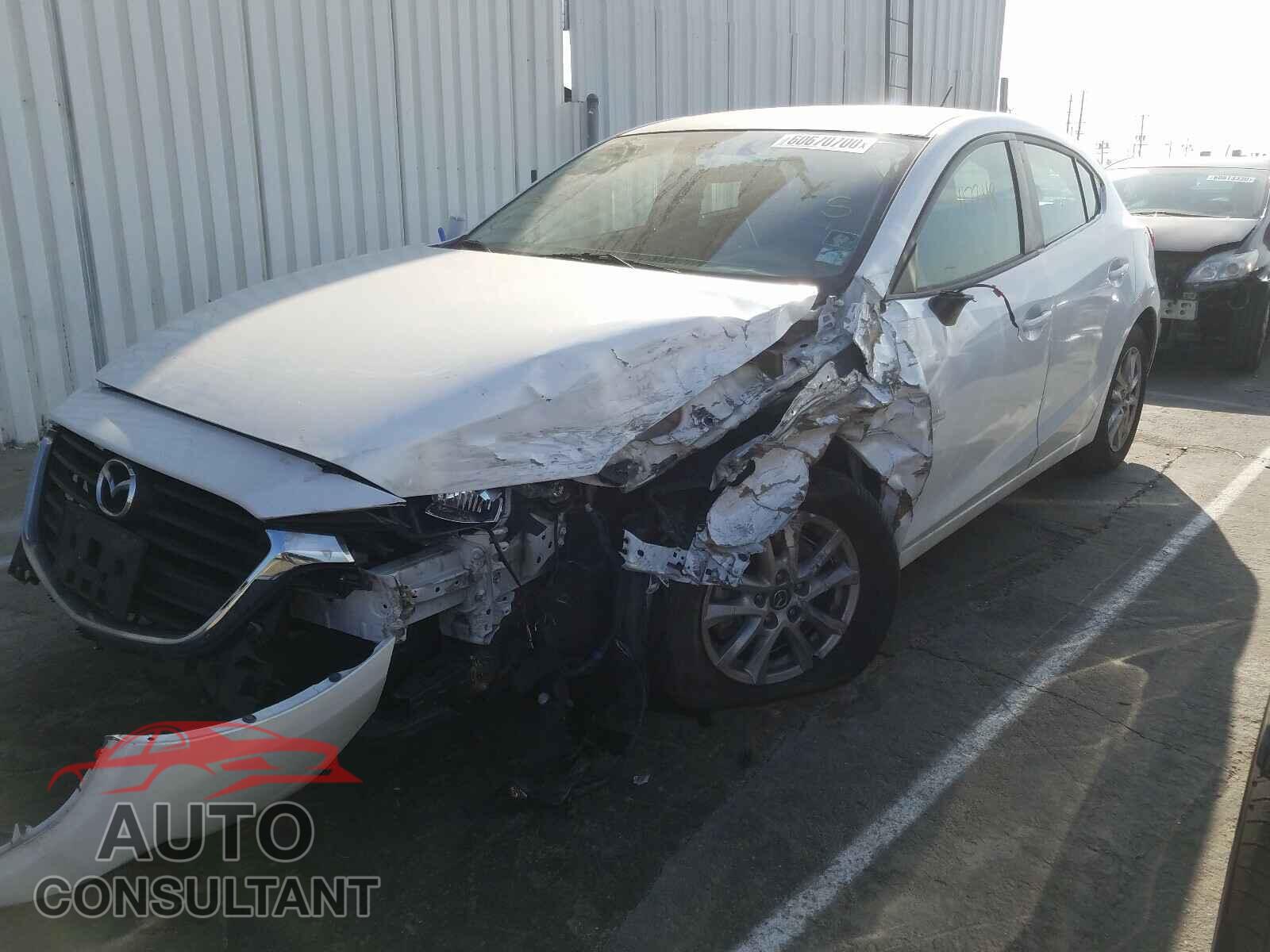 MAZDA 3 2017 - 3MZBN1K72HM101833