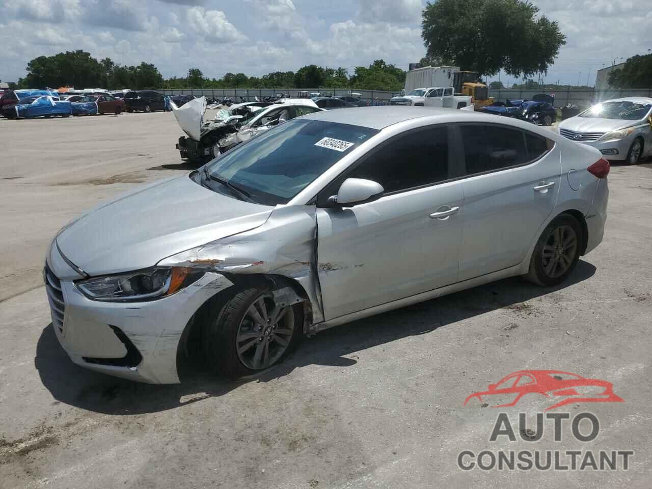HYUNDAI ELANTRA 2018 - 5NPD84LF9JH253095