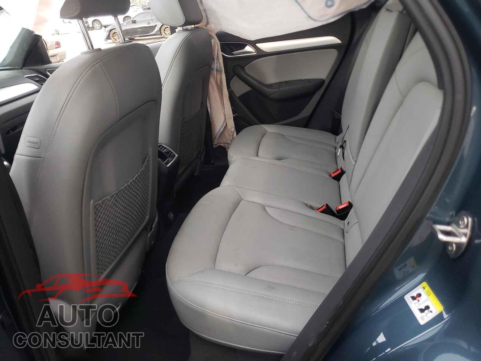 AUDI Q3 2018 - WA1ECCFS2JR022161