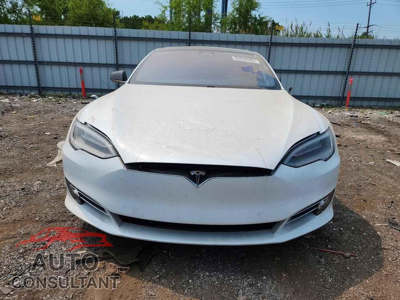 TESLA MODEL S 2020 - 5YJSA1E26LF359316