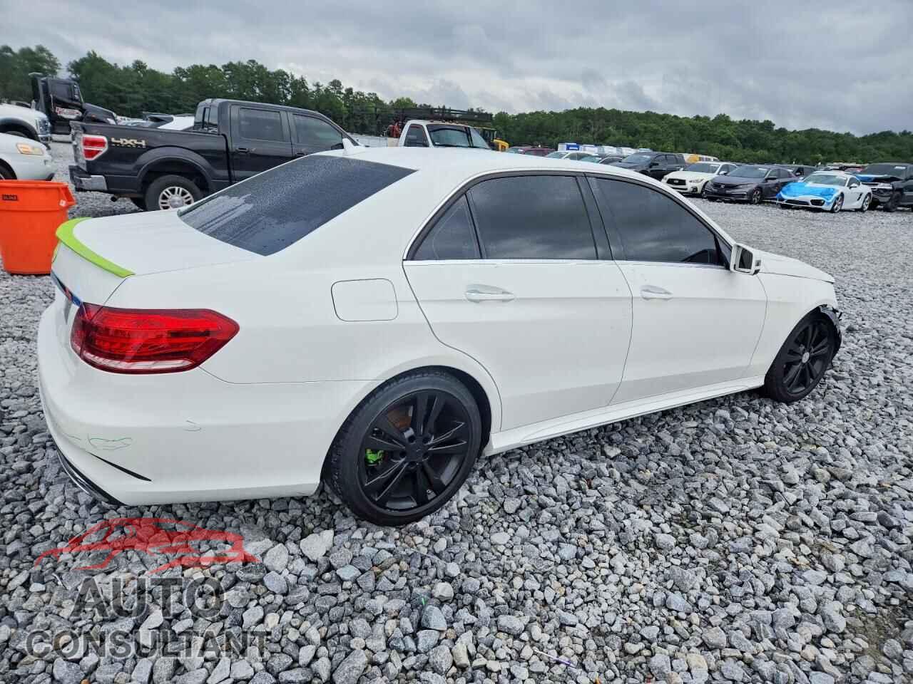 MERCEDES-BENZ E-CLASS 2014 - WDDHF5KB5EA800152