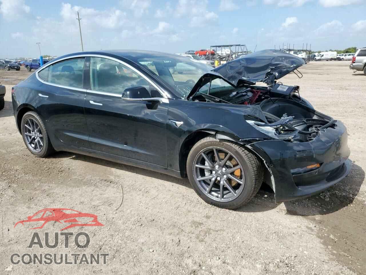 TESLA MODEL 3 2019 - 5YJ3E1EA5KF316715