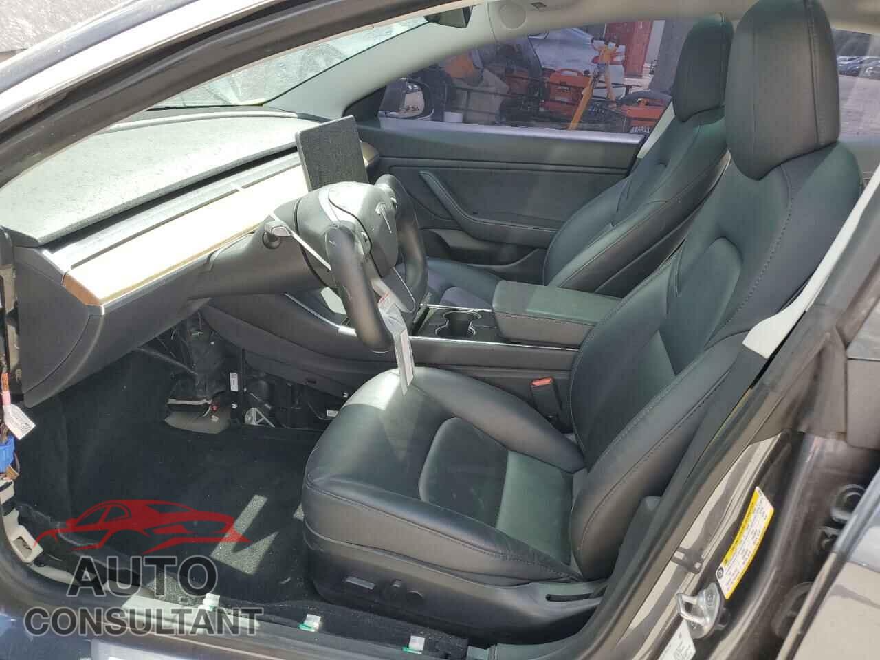 TESLA MODEL 3 2020 - 5YJ3E1EB0LF803010