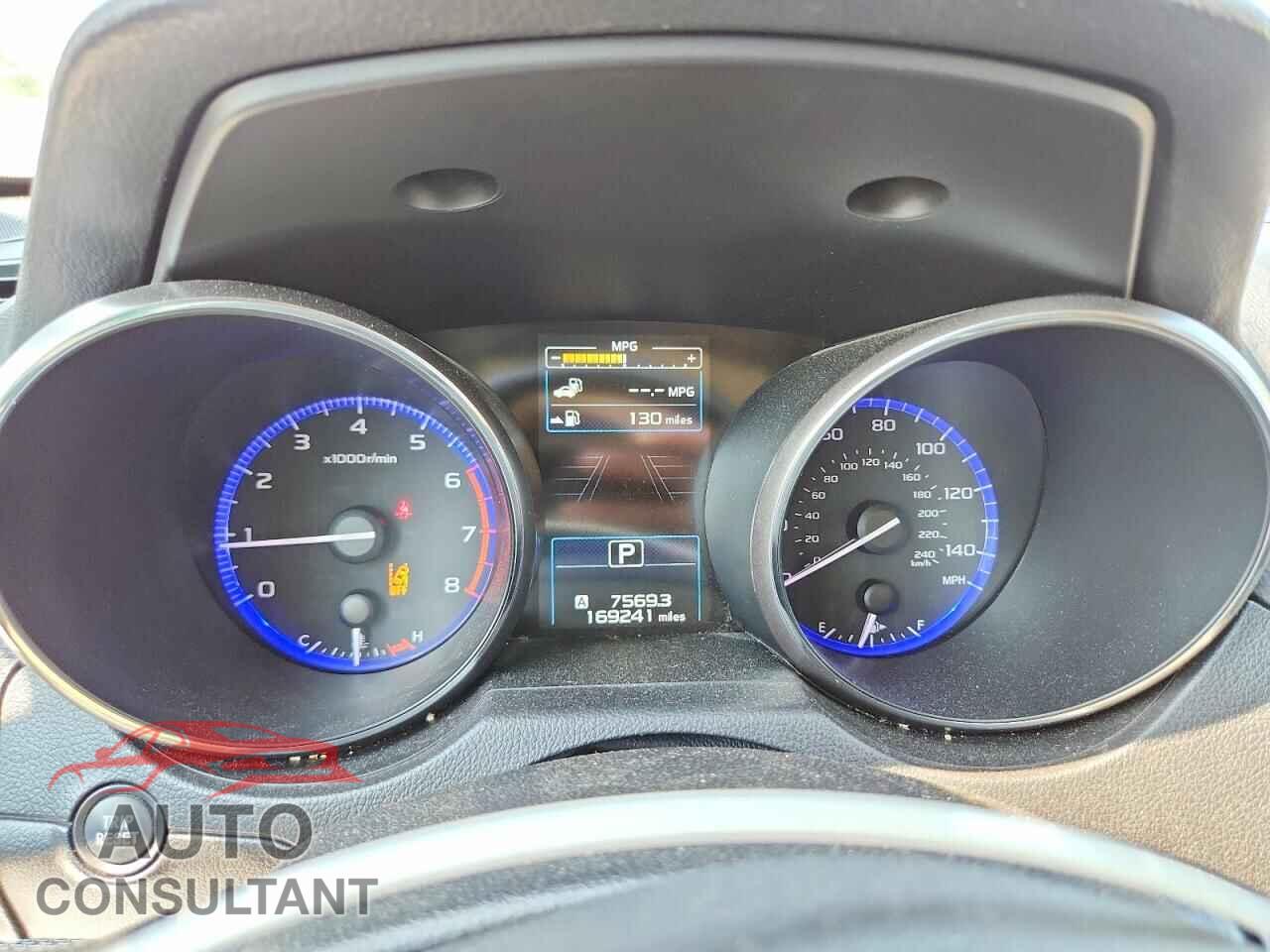 SUBARU LEGACY 2017 - 4S3BNAF68H3009132