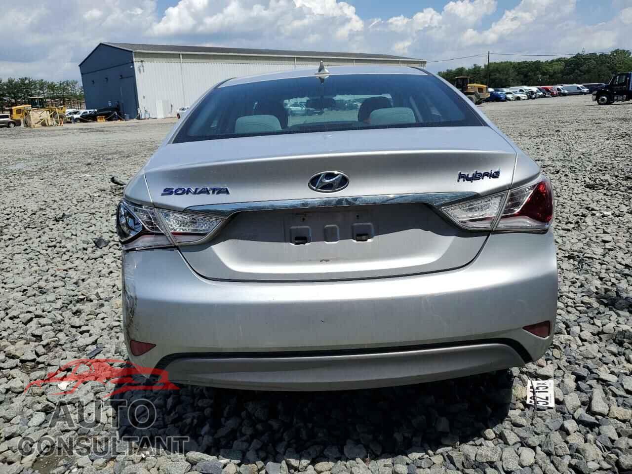 HYUNDAI SONATA 2012 - KMHEC4A41CA036506