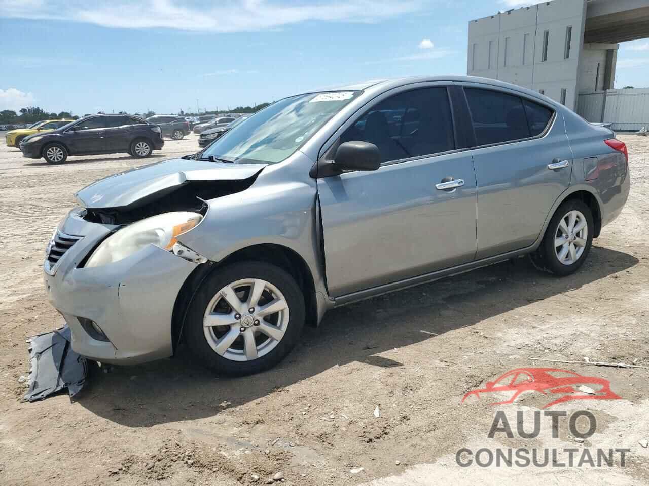 NISSAN VERSA 2013 - 3N1CN7AP8DL887524
