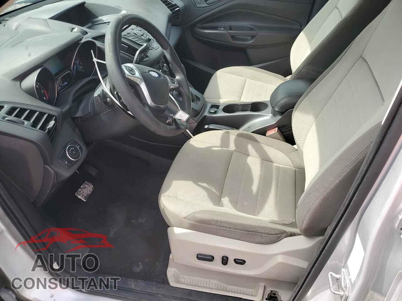 FORD ESCAPE 2016 - 1FMCU0F75GUB98191
