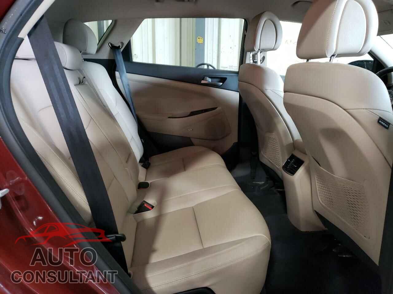 HYUNDAI TUCSON 2017 - KM8J3CA45HU432467