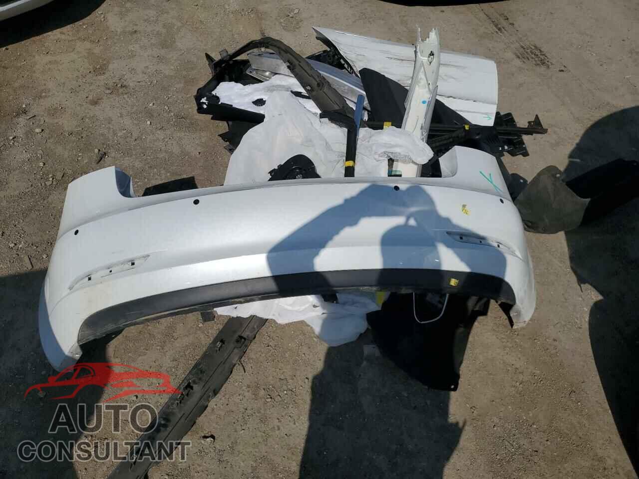 TESLA MODEL 3 2020 - 5YJ3E1EA9LF613066