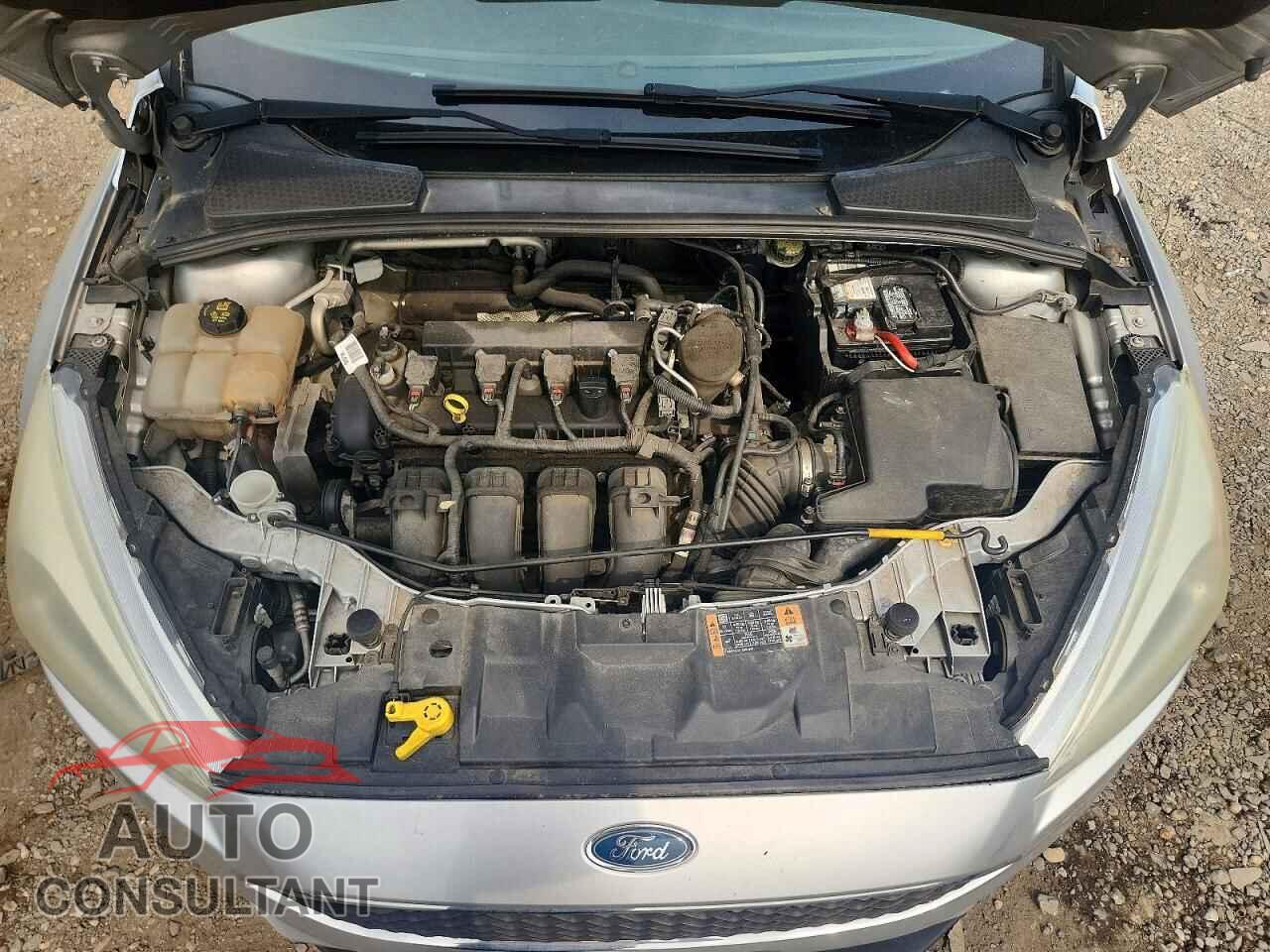 FORD FOCUS 2015 - 1FADP3F26FL202121