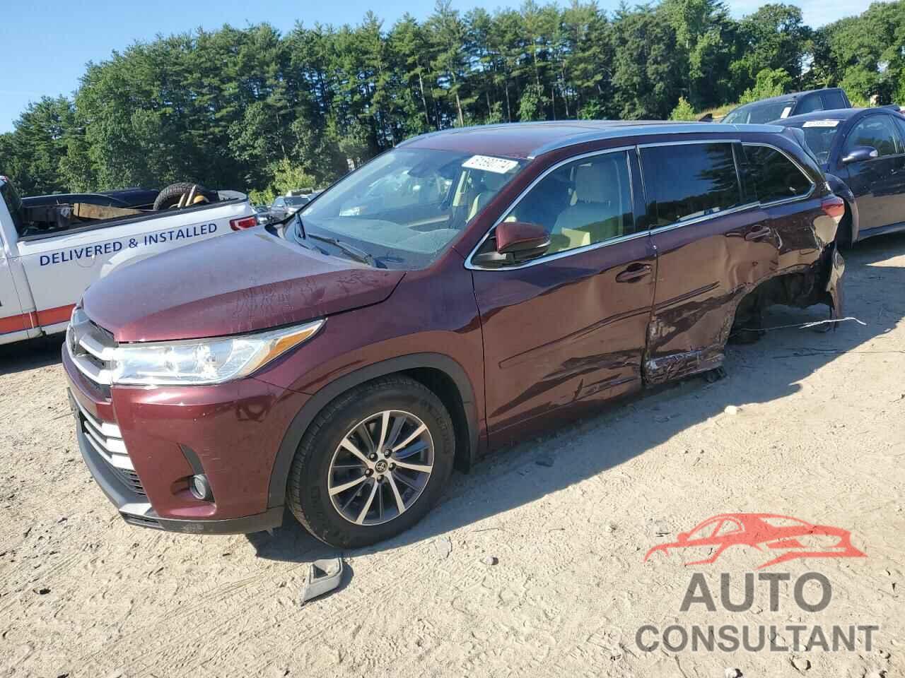 TOYOTA HIGHLANDER 2018 - 5TDJZRFH5JS838499