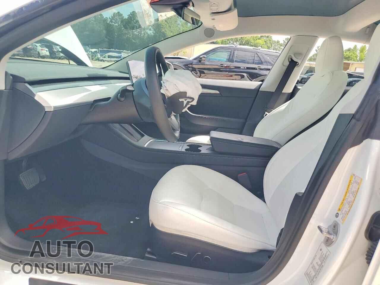 TESLA MODEL 3 2023 - 5YJ3E1EA1PF513209