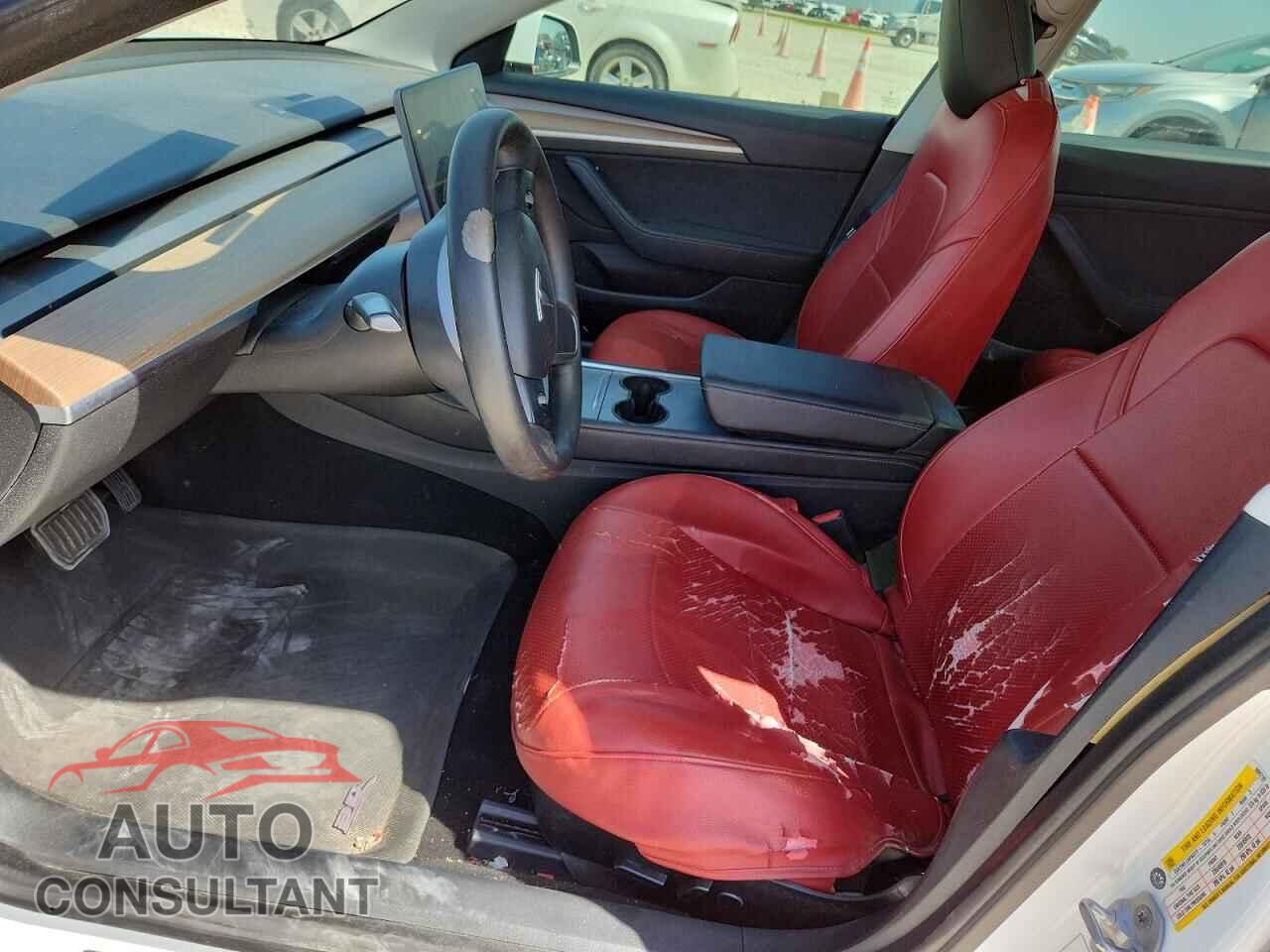 TESLA MODEL 3 2021 - 5YJ3E1EA7MF099719