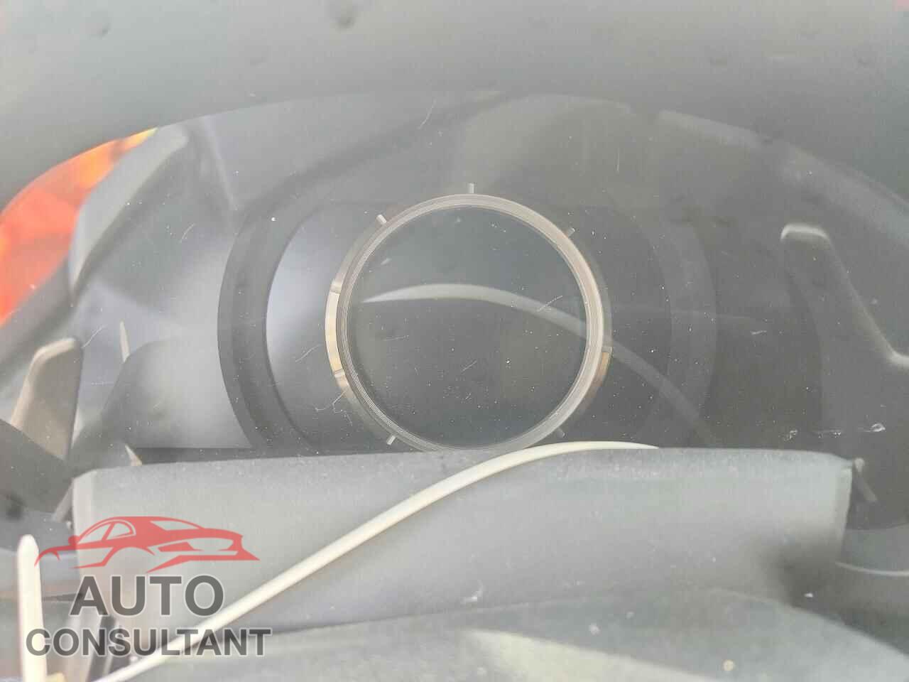 LEXUS IS 2018 - JTHBA1D22J5074546