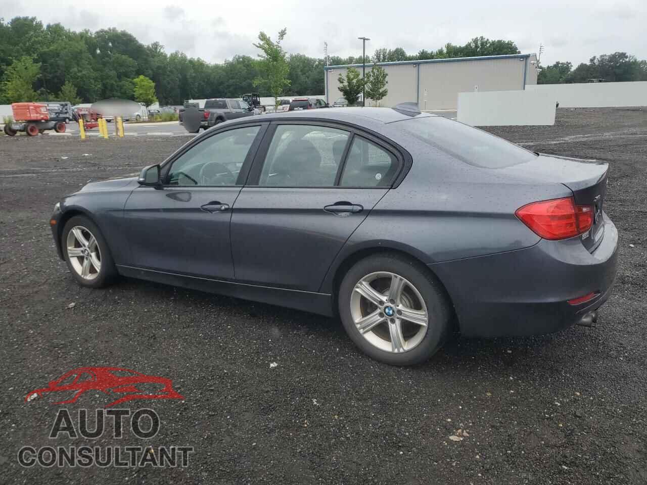 BMW 3 SERIES 2013 - WBA3B5C57DF593688