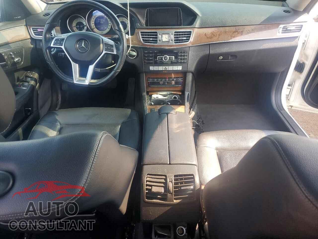 MERCEDES-BENZ E-CLASS 2014 - WDDHF5KB8EA870020