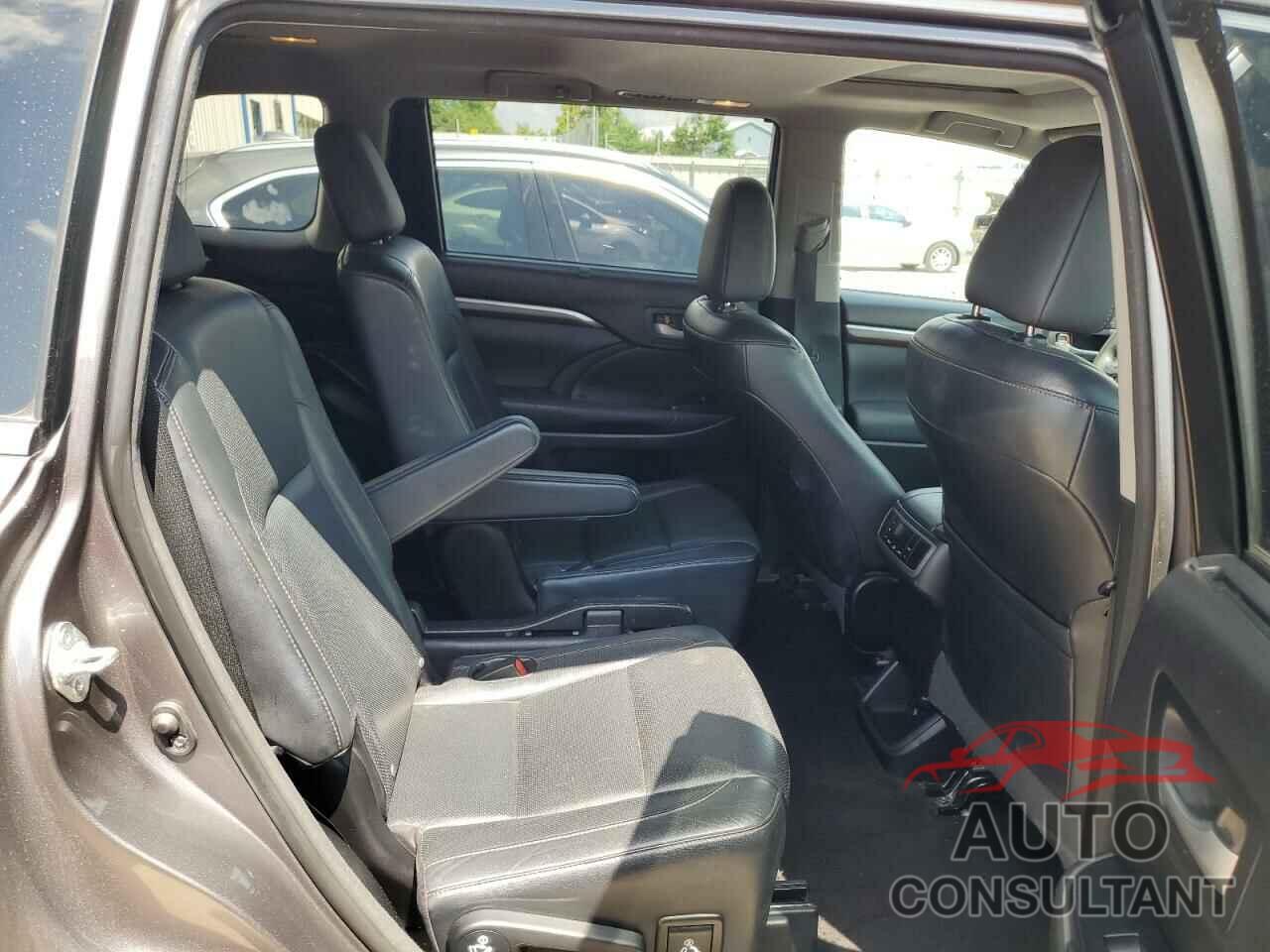 TOYOTA HIGHLANDER 2015 - 5TDDKRFH8FS153776