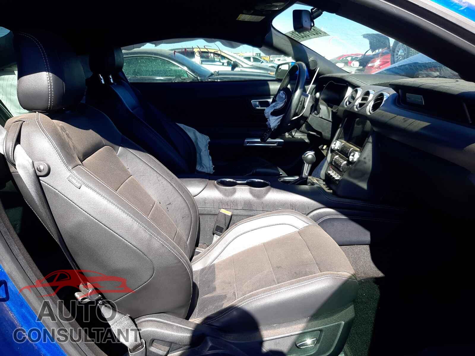 FORD MUSTANG 2018 - 1FA6P8TH1J5146763