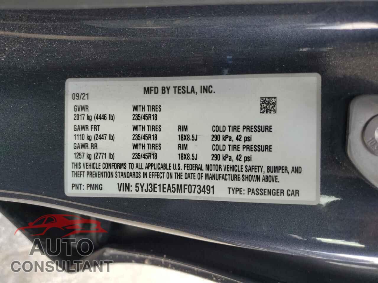 TESLA MODEL 3 2021 - 5YJ3E1EA5MF073491
