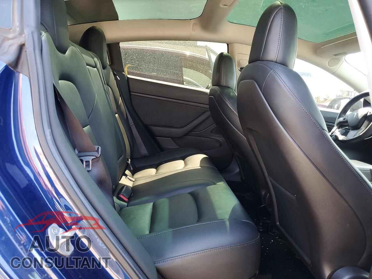 TESLA MODEL 3 2019 - 5YJ3E1EA9KF338331