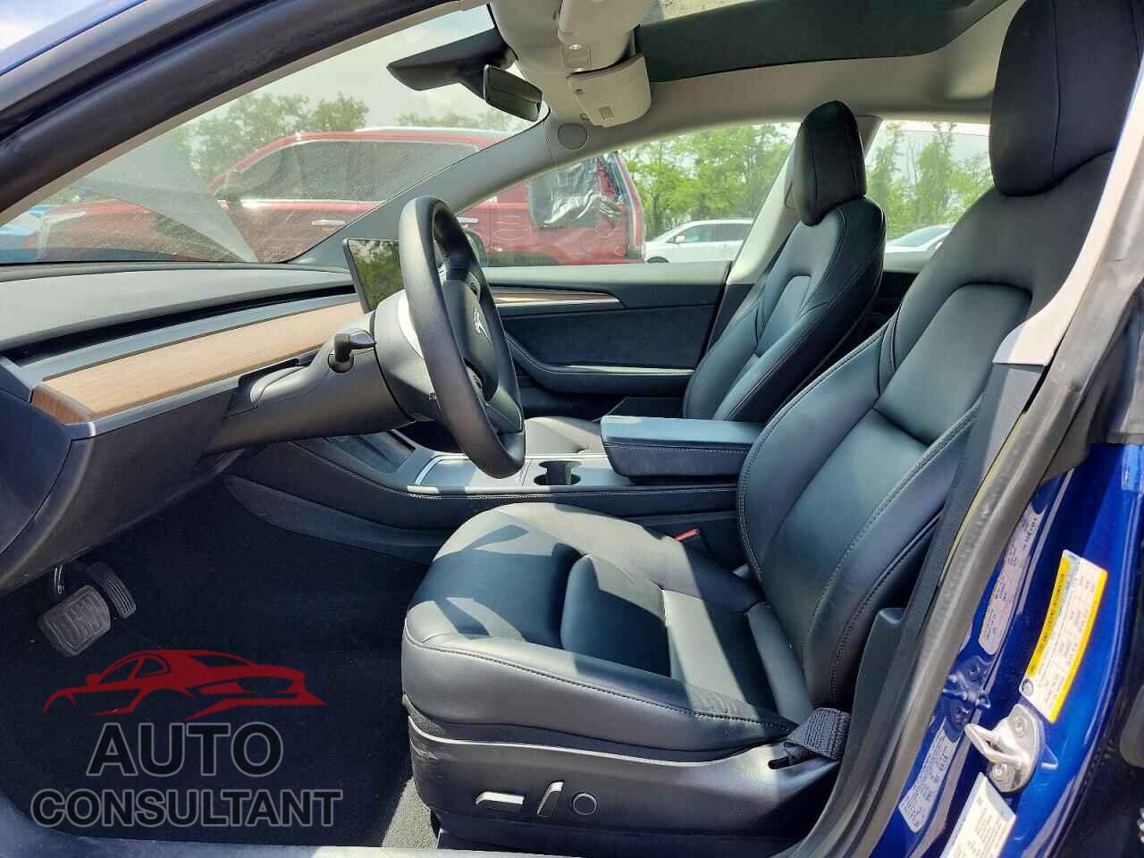 TESLA MODEL 3 2021 - 5YJ3E1EB2MF049593