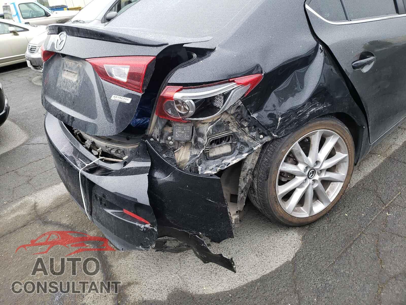 MAZDA 3 2017 - 3MZBN1W33HM127722