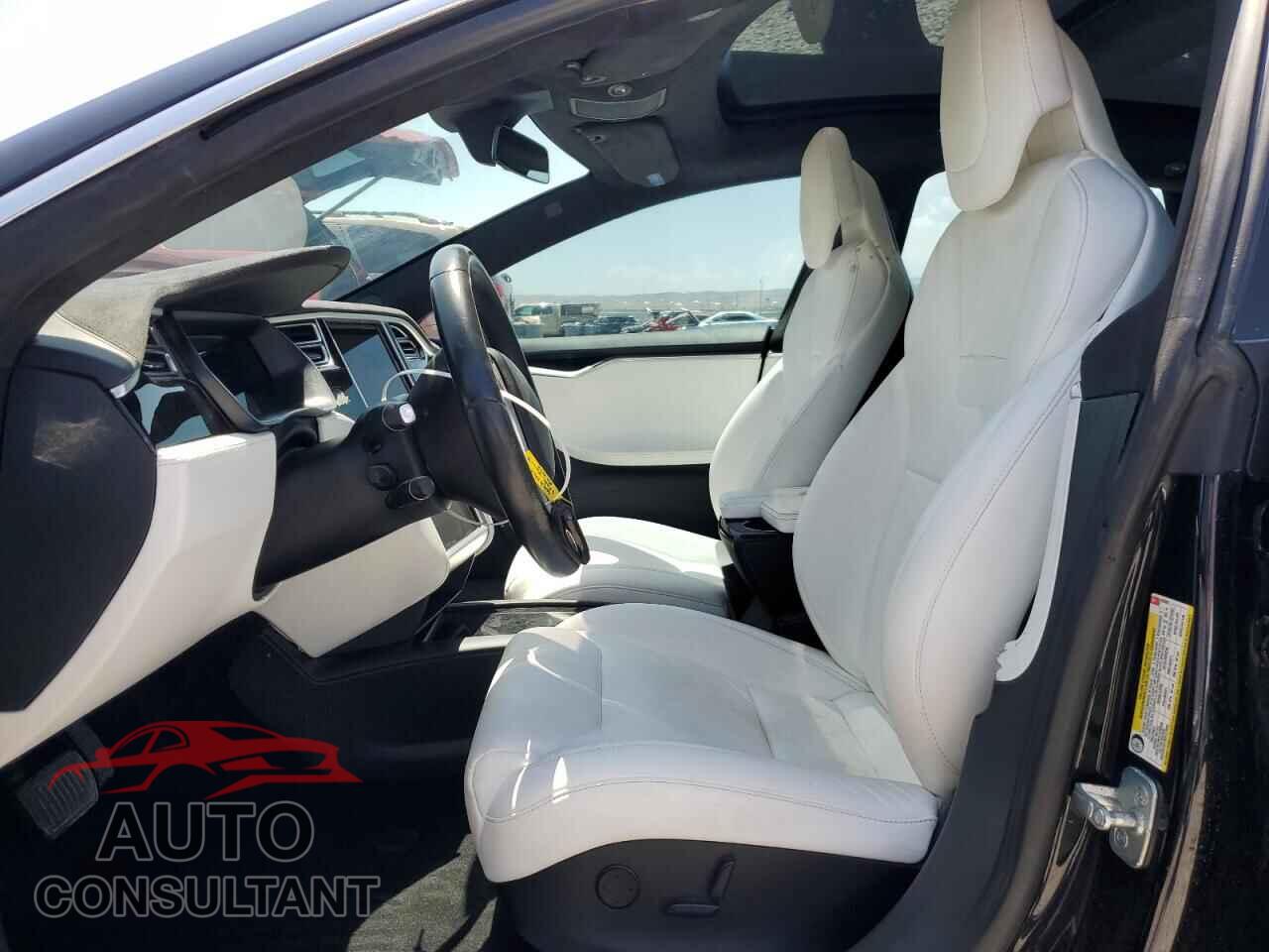 TESLA MODEL S 2017 - 5YJSA1E23HF203001
