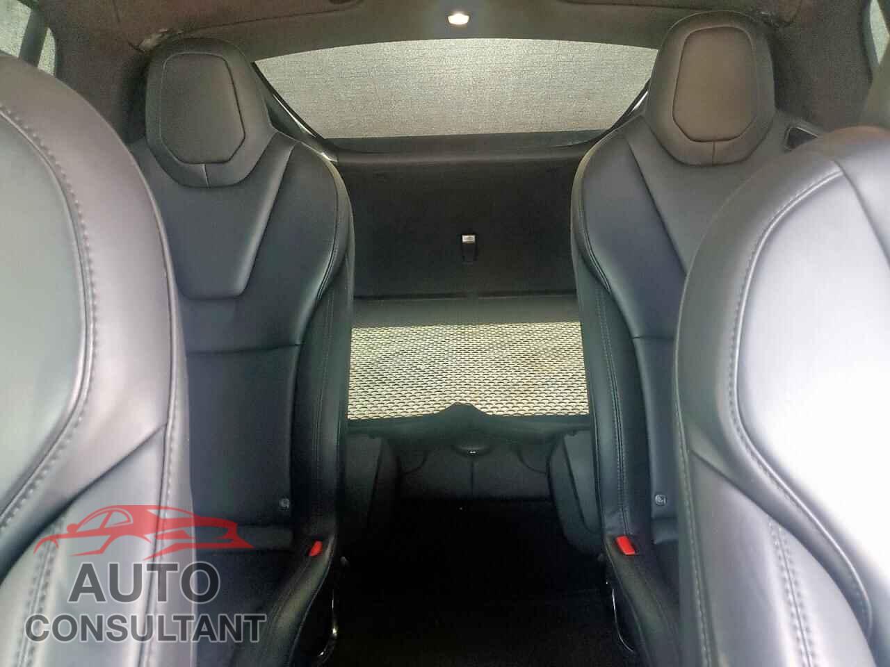 TESLA MODEL X 2020 - 5YJXCBE26LF301910