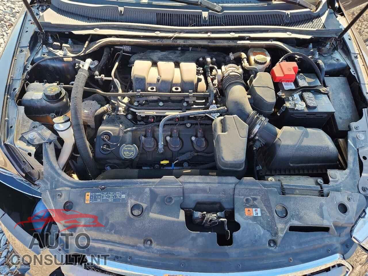 FORD TAURUS 2015 - 1FAHP2D84FG202453