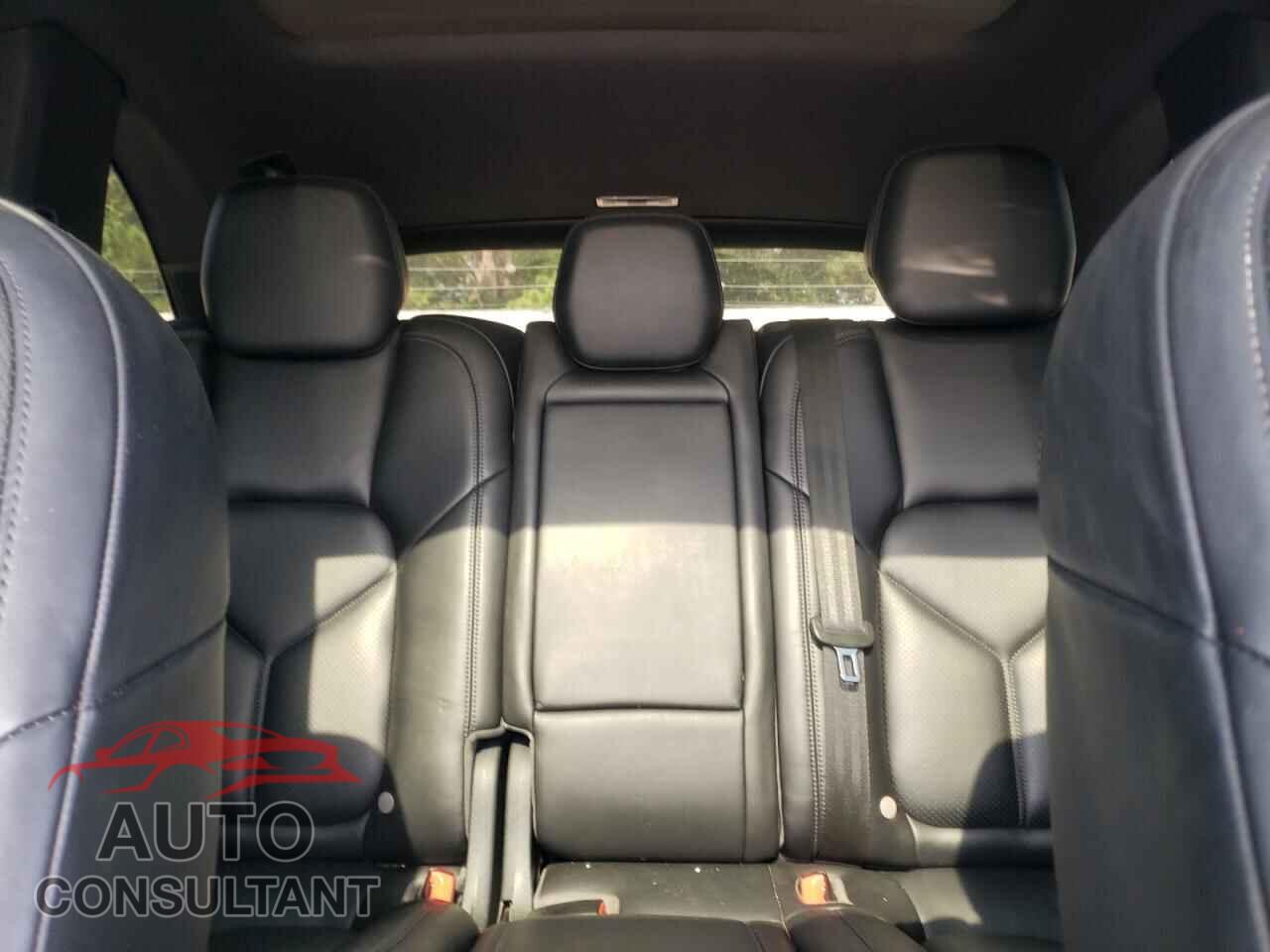PORSCHE CAYENNE 2016 - WP1AA2A22GLA10730