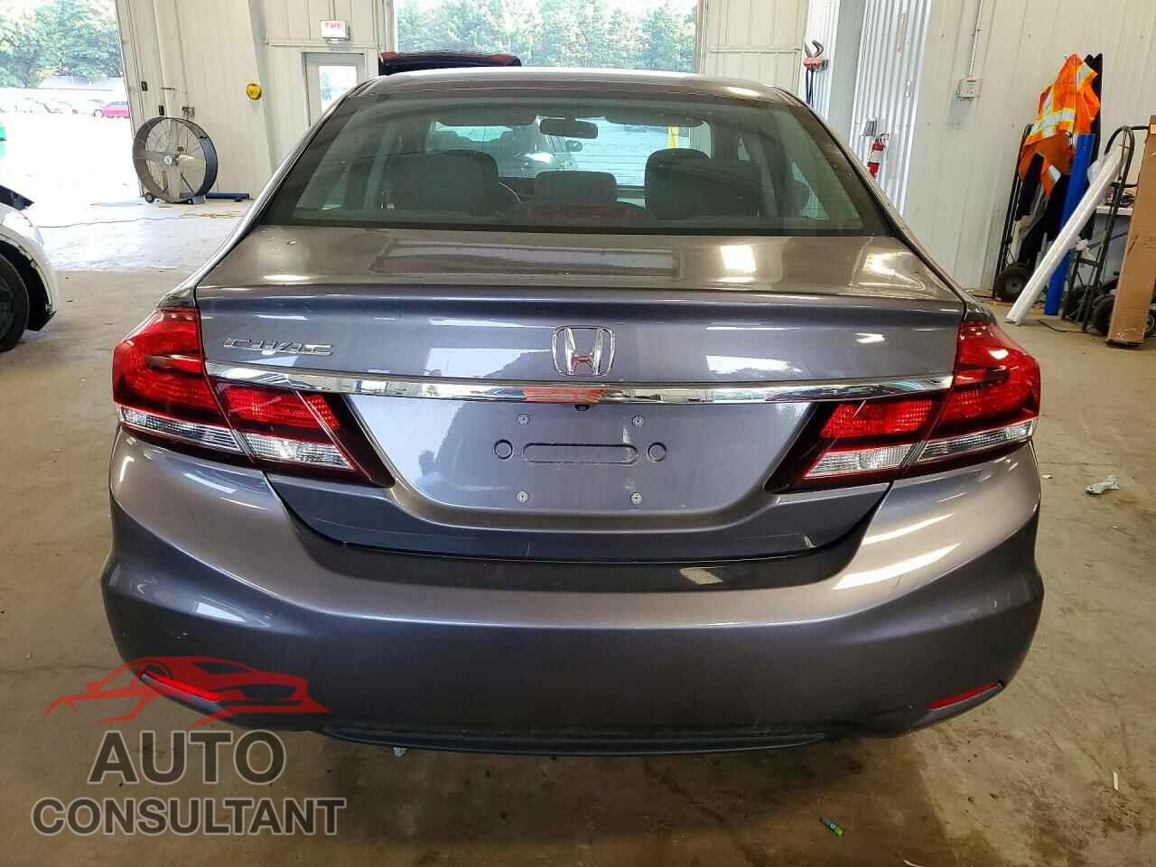 HONDA CIVIC 2015 - 19XFB2F55FE042456