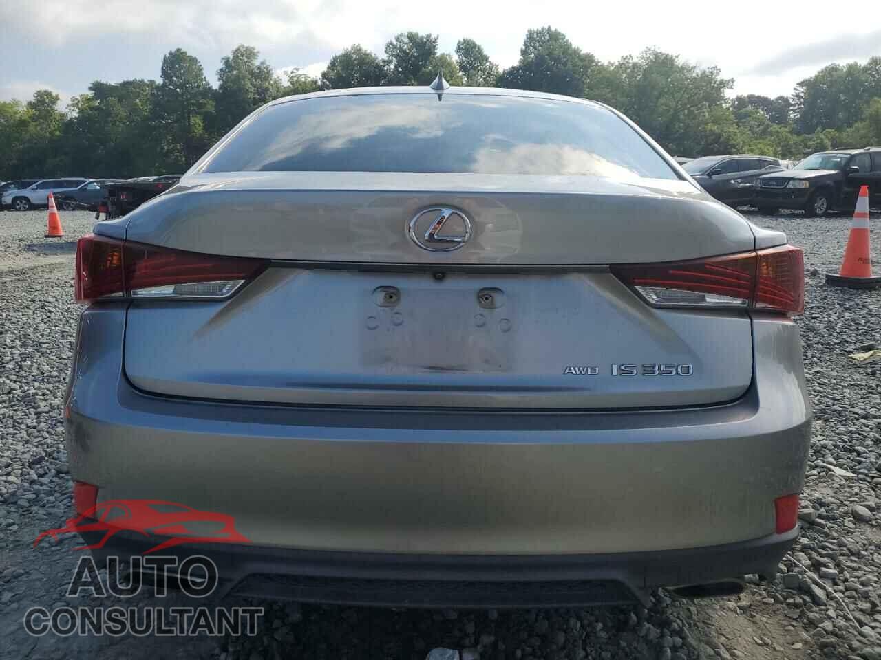 LEXUS IS 2017 - JTHCE1D27H5014054