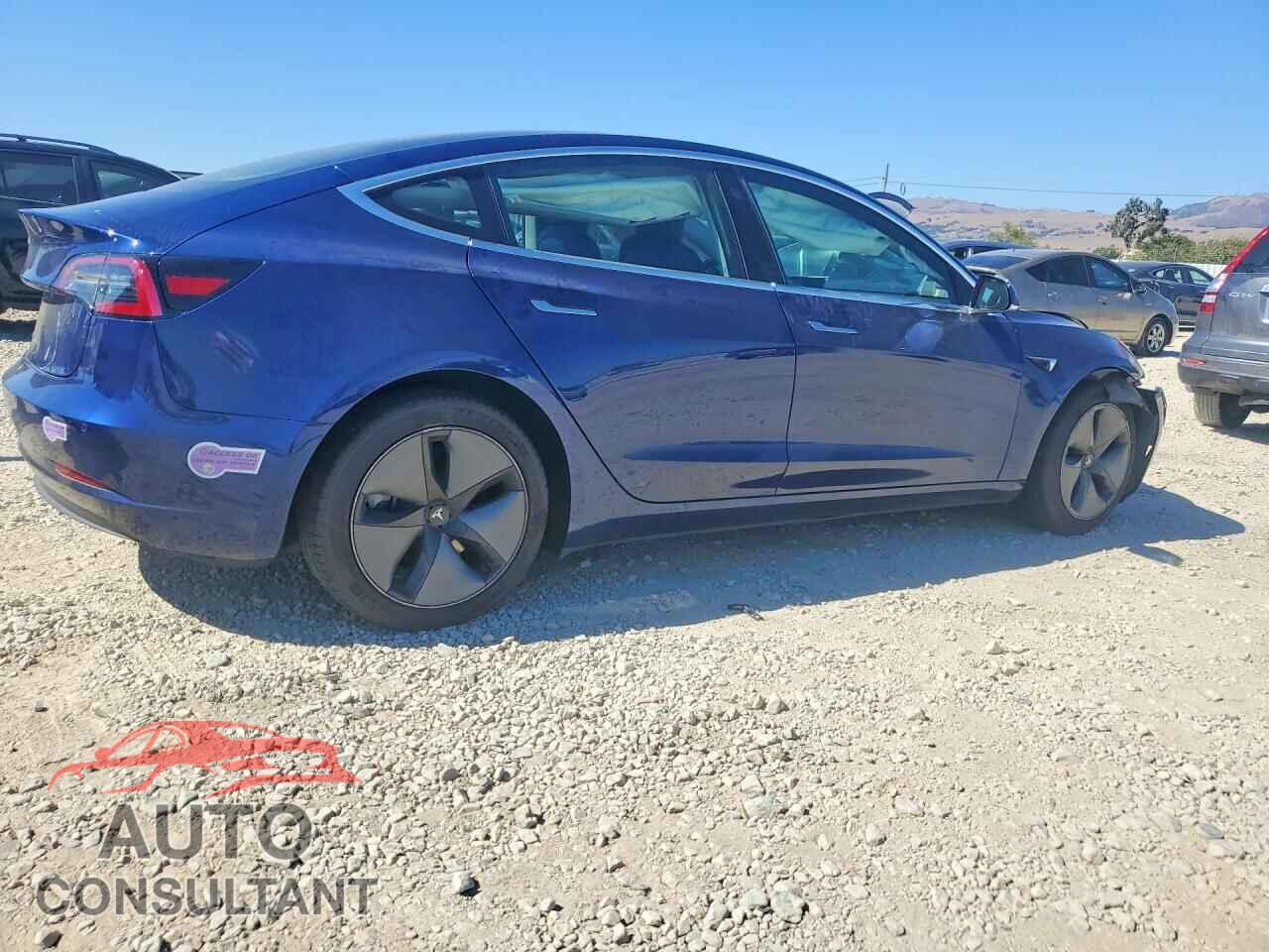 TESLA MODEL 3 2018 - 5YJ3E1EA1JF102397
