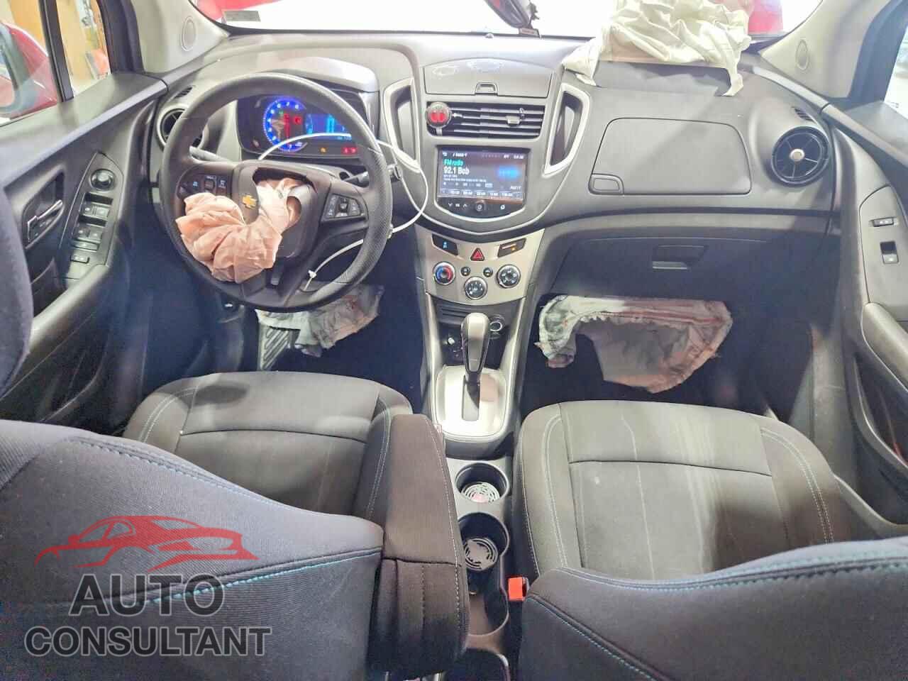 CHEVROLET TRAX 2015 - KL7CJRSB3FB072897