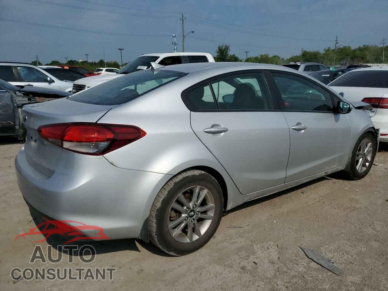 KIA FORTE 2017 - 3KPFK4A72HE045077