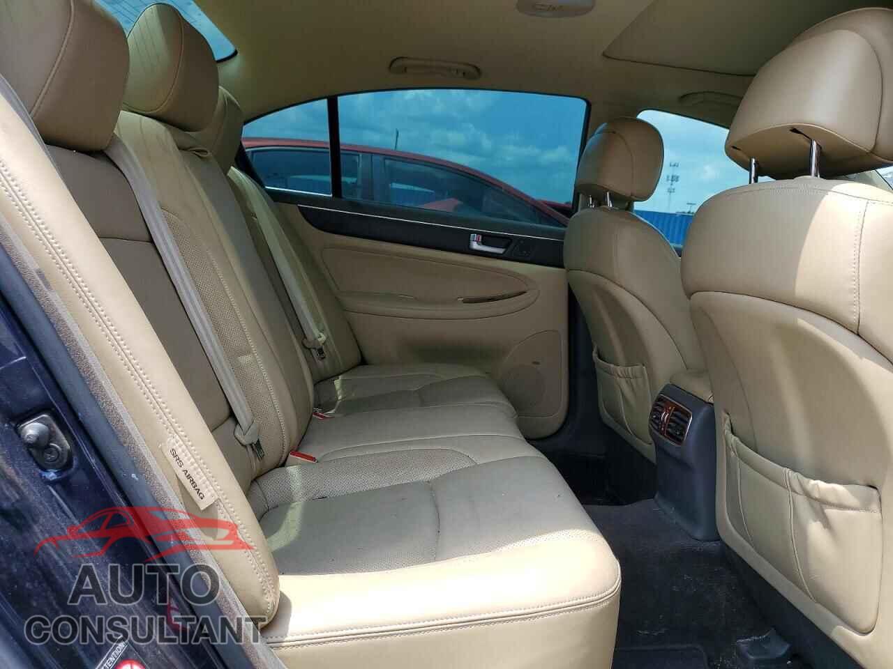 HYUNDAI GENESIS 2012 - KMHGC4DF8CU167744
